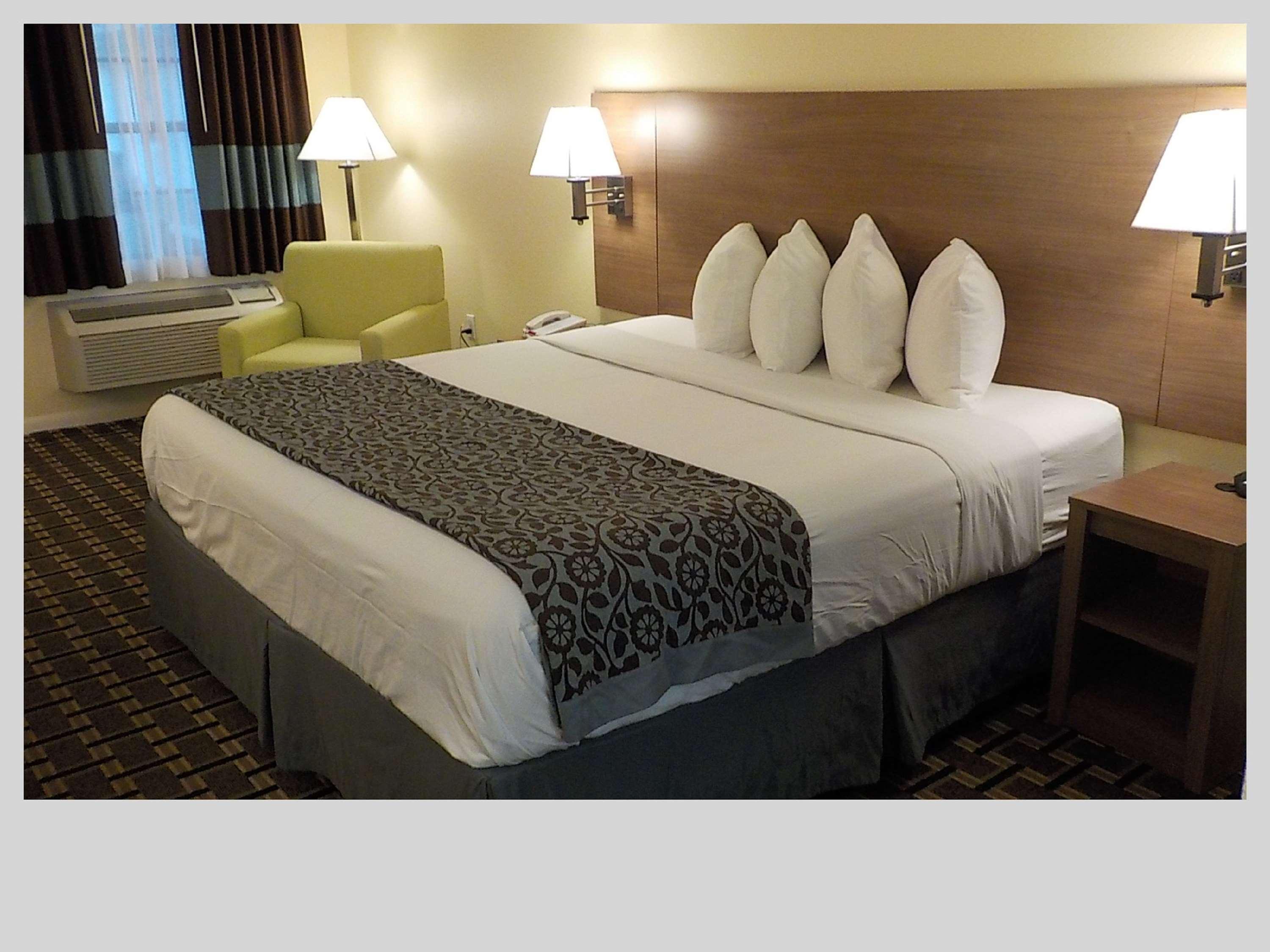 Best Western Bazarell Inn Montemorelos Eksteriør billede