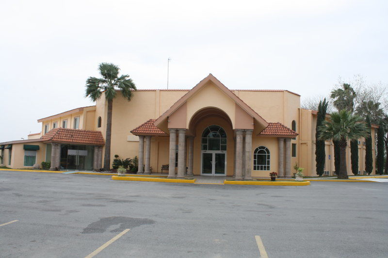 Best Western Bazarell Inn Montemorelos Eksteriør billede