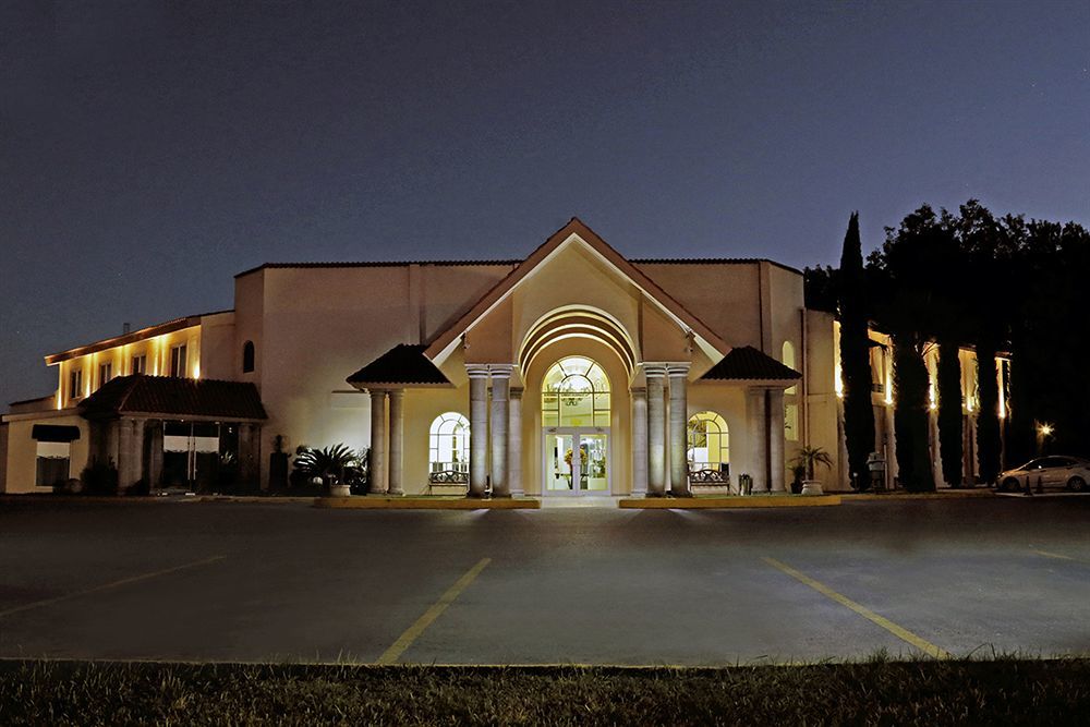 Best Western Bazarell Inn Montemorelos Eksteriør billede