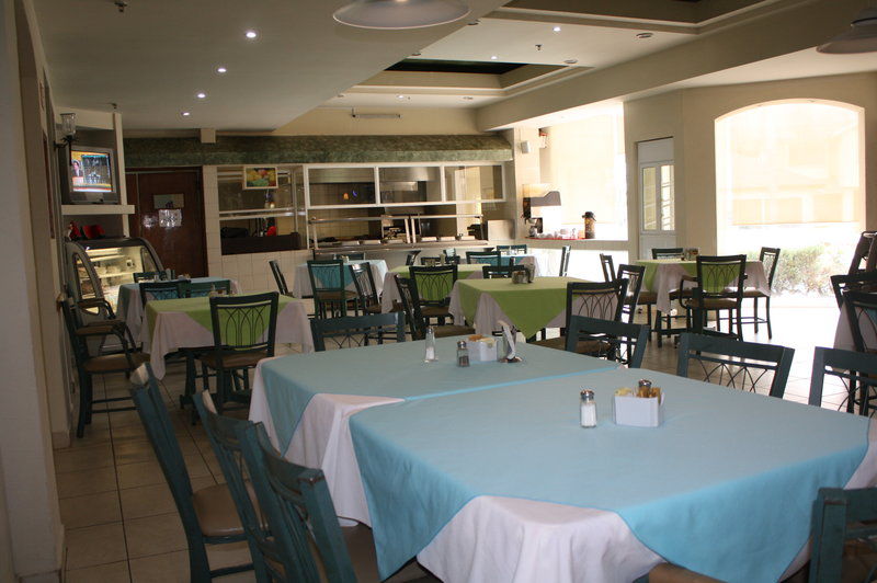 Best Western Bazarell Inn Montemorelos Eksteriør billede